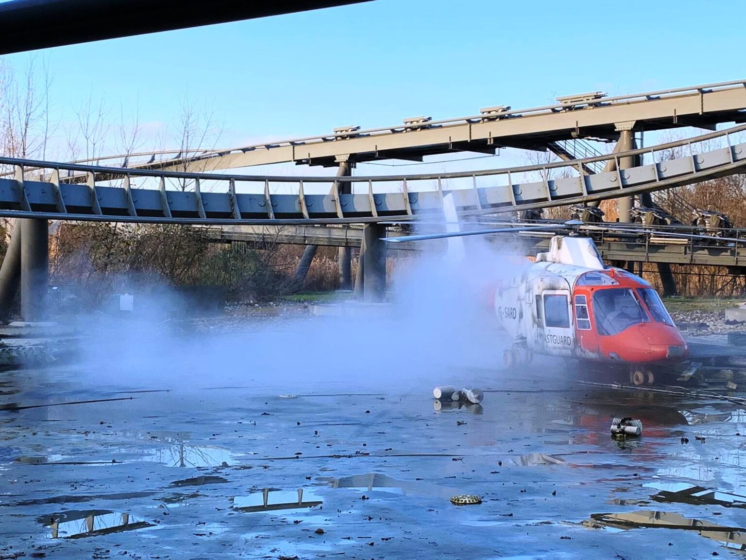 Special fog effect in action on the Swarm ride at Thorpe Park